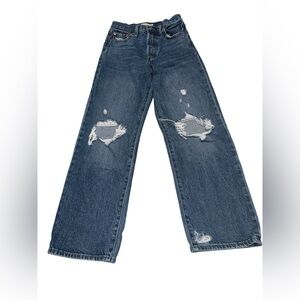 ⚡️Levi’s Ribcage Straight Ankle Jeans Size 25 Distressed Medium Wash